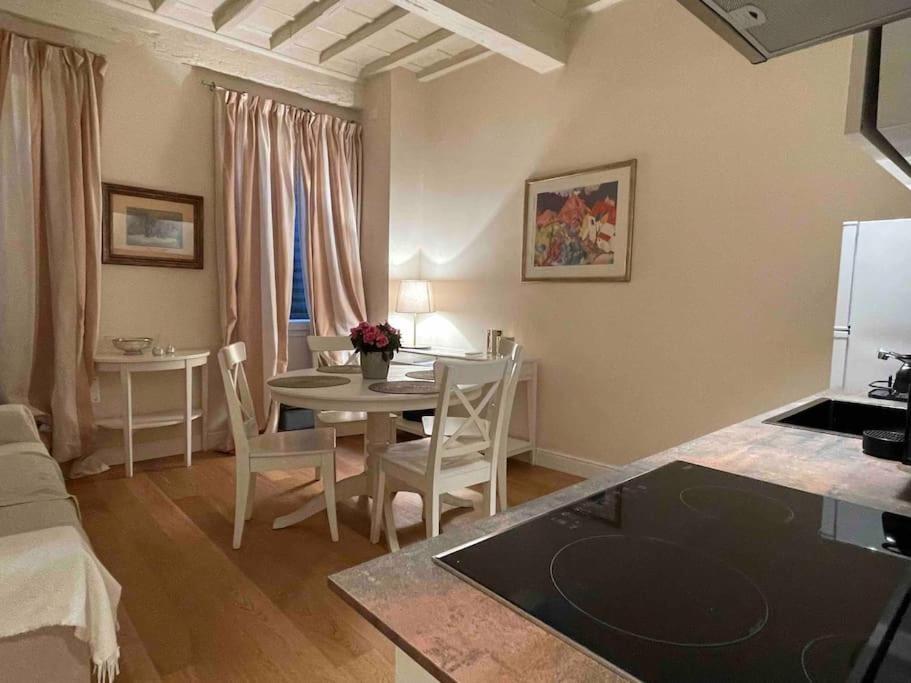 佛罗伦萨Cozy Santa Maria Novella Uffizi Duomo 2Beds-2Baths公寓 外观 照片